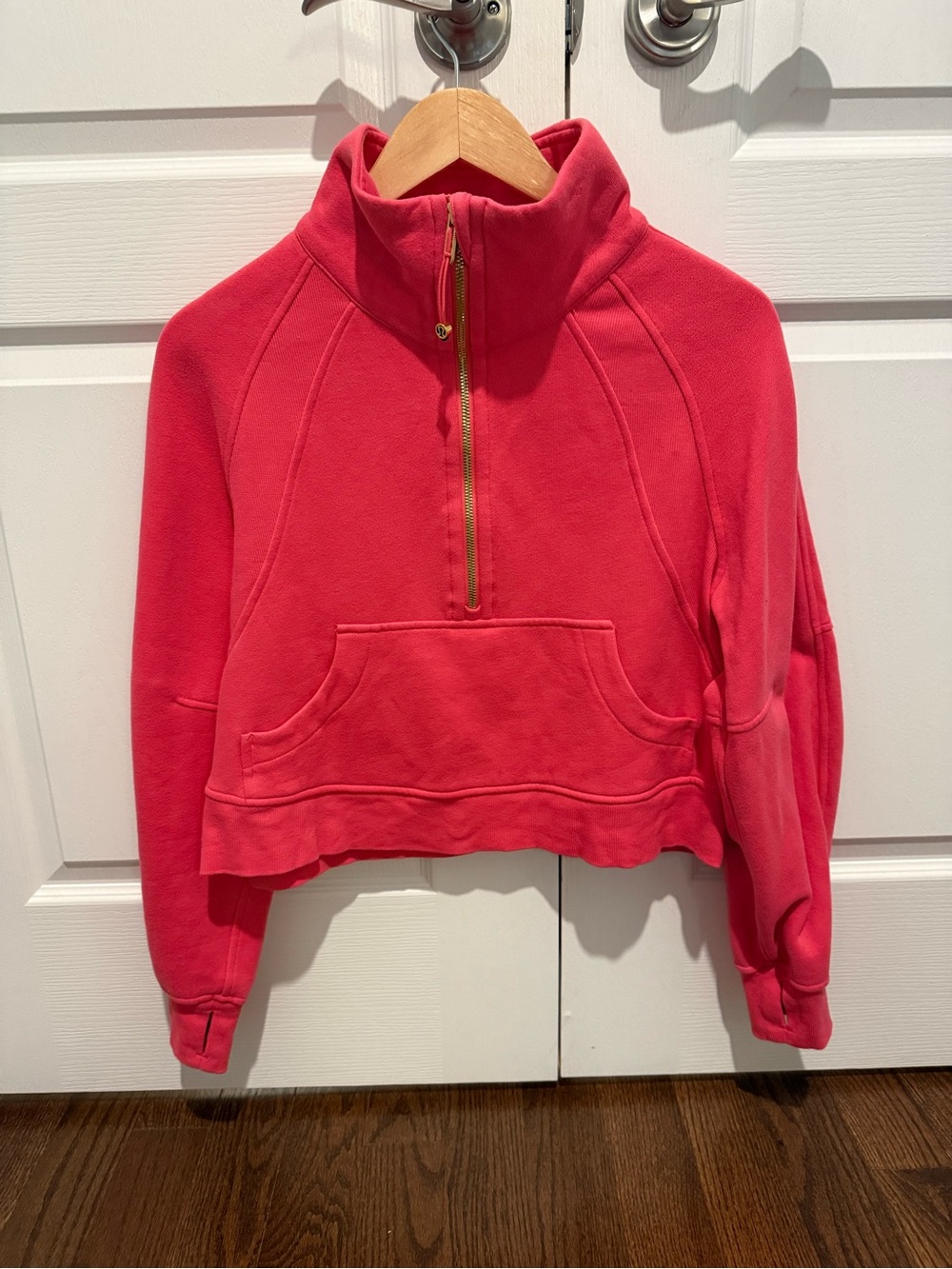 Lululemon Scuba, half zip. Size XS/S EUC